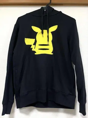 그라니프 피카츄 후드티 S 사이즈