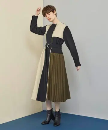 UNITED TOKYO 아지메 블로킹 플리츠 원피스
