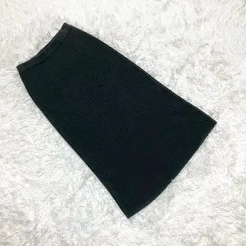 [ 피노레 ] (38) 리브 니트 스커트 타이트 롱 기장 깔끔한