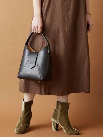 hashibami 하 시바미 페즈 원 핸들 백 블랙
