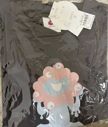 미야쿠미야쿠 T셔츠 그레이 젤라피케