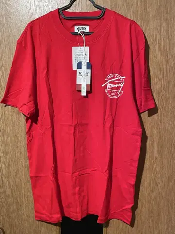 TOMMY JEANS 레드 T셔츠 XL