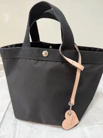 에르베샤 펠리에 느와르 느와르 드라제 참 세트