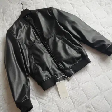 새상품 자라 ZARA 인조 가죽 라이더 블루종 블랙 택 포함