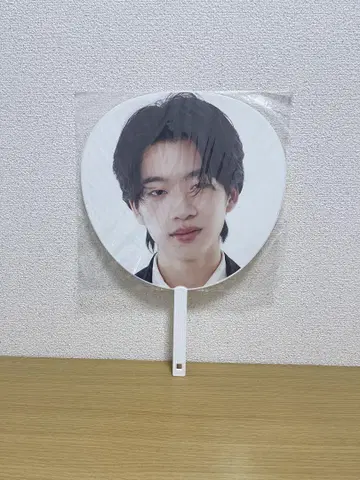 모리 슈토 BUDDiiS 부채