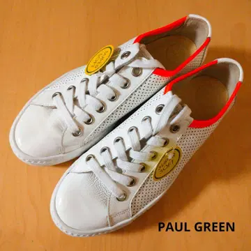 PAUL GREEN 폴 그린 화이트 가죽 로우컷 스니커즈