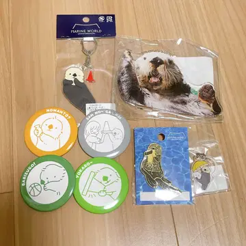 후쿠오카 마린월드 랏코의 리로군 굿즈 묶음 판매 아크릴 스탠드 캔뱃지