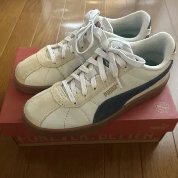 PUMA 화이트 베이지 25.5 스니커즈
