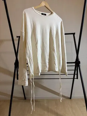 HARE 사이드 코드 LS 티셔츠