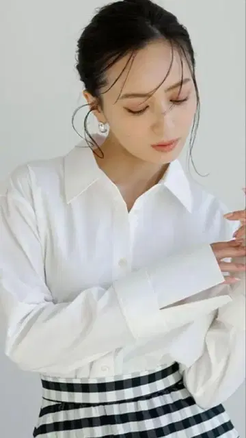 아뉴앙스 many way 블라우스