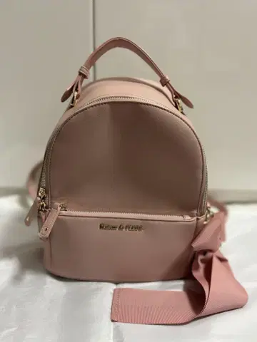 Maison de FLEUR 리본 포함 핑크 백팩