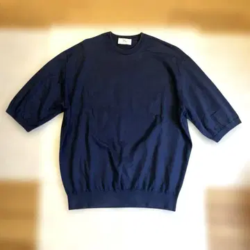헤릴 cotton crewneck shortsleeve M