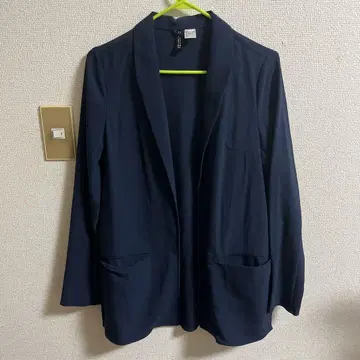 H&M 네이비 테일러드 자켓