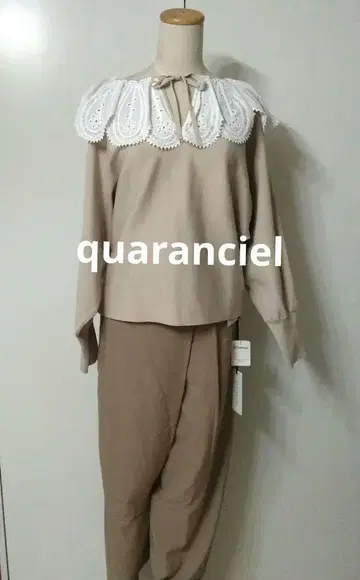 택 포함 새상품 quaranciel 돌먼 슬리브 니트 정가 12980엔