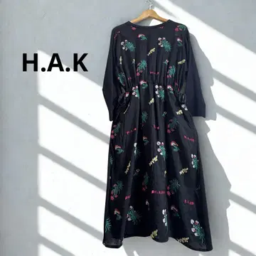 H.A.K 이소재 원피스 자수 꽃무늬 7부 기장 허리 조임 새상품급 천축