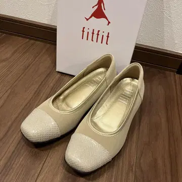핏핏 fit fit 새상품급 23.0 베이지