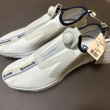 Reebok 보아 시스템 스니커즈 화이트