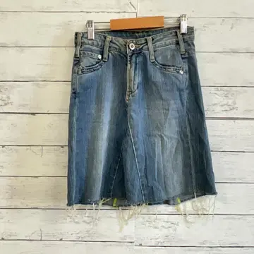 [ Lois ] 데님 스커트 워시 블루 프린지 밑단 캐주얼 W33