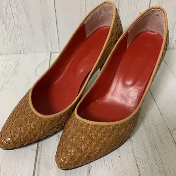 [ 새상품급 ] Cher Bianca's closet 스틸레토 펌프스