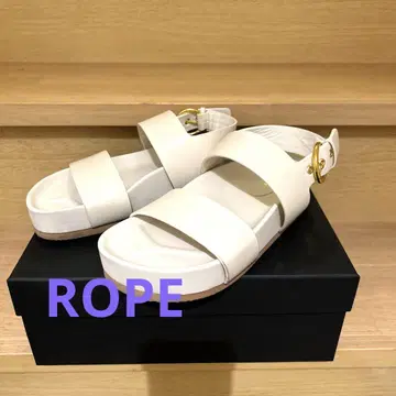 ROPE 화이트 스트랩 샌들