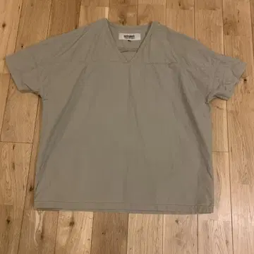 BASISBROEK 그레이지 V넥 T셔츠 사이즈 4