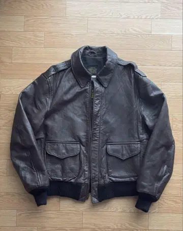 AVIREX TYPE A-2 가죽 자켓 40 브라운
