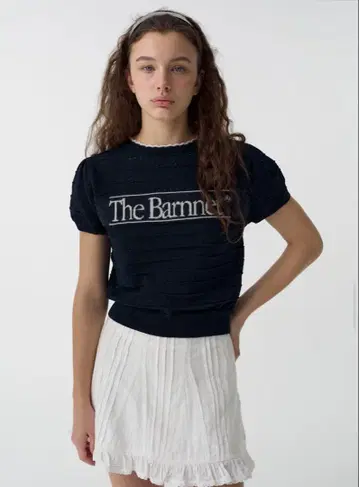 the barnnet 반팔 로고 니트