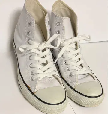 컨버스 올스타 화이트 가죽 하이컷 스니커즈