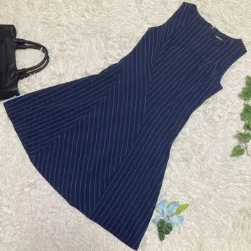 컨디션 최상 DKNY 슬리브리스 원피스 네이비 스트라이프 A라인 S 상당