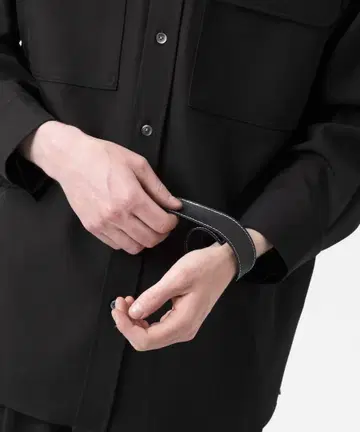 MB ULTIMATE FABRIC 가죽 팔찌 by 아노네이 블랙