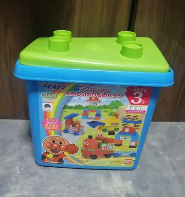 호빵맨 즐거운 탈것 바케스