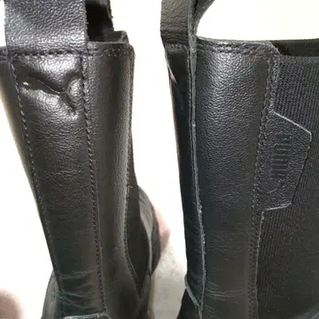 새상품급 PUMA 천연 가죽 사이드 고어 통굽 플랫 밑창 부츠