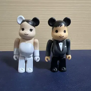 베어브릭 BE@RBRICK 그리팅 웨딩 2체 세트