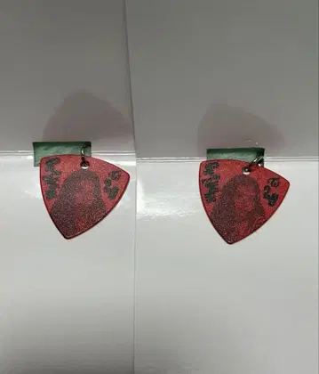 TWICE 채영 피크 키링 2개