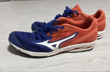Mizuno FLY 1018 러닝화 27.5cm