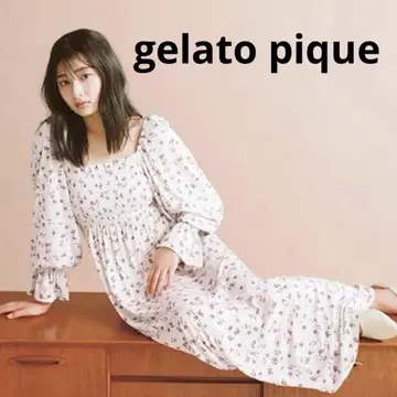 젤라또피케 미니 꽃무늬 셔링 드레스 요시카와 아이 착용 핑크