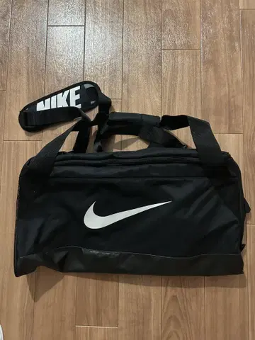 Nike 보스턴 백 블랙