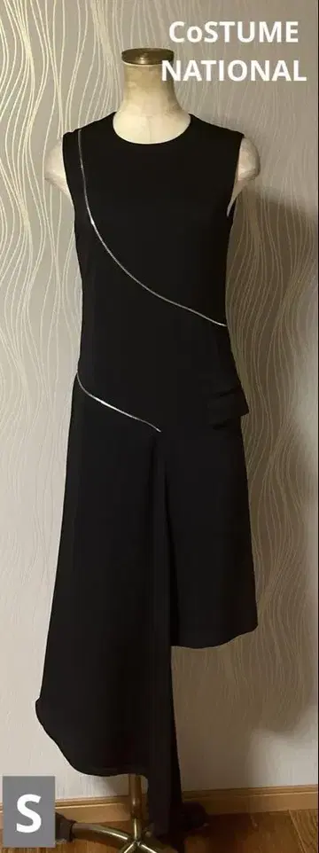 CoSTUME NATIONAL 코스튬 내셔널 어시멘틀리 원피스