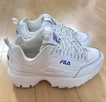 FILA 화이트 스니커즈 통굽 25.0cm