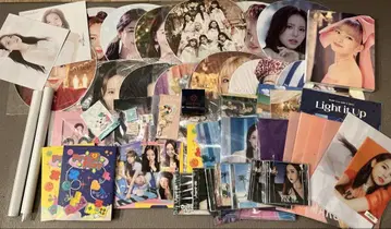 NiziU 부채 등 트레이딩 카드 CD 대량 세트 팜플렛