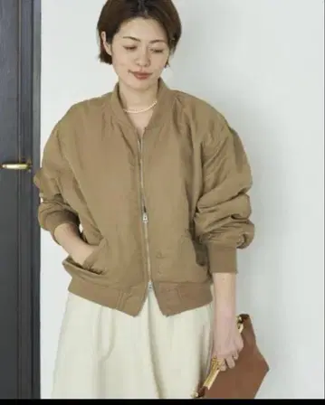 새상품급 Plage 플라주 R'IAM MA-1 SHORT 베이지