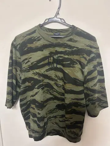 GAP 카모 패턴 T셔츠 XS