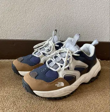 The North Face 스니커즈 23cm