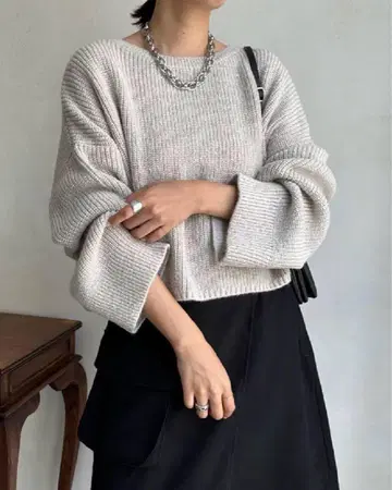 [ DouDou ] 스팽글 숏 기장 풀오버