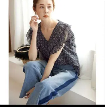 SLOBE IENA 프티 플라워 프린트 프릴 블라우스