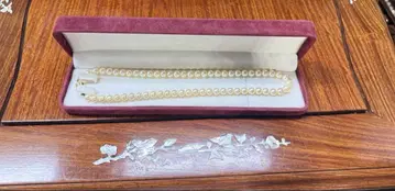 화이트 펄 목걸이 케이스 포함 펄