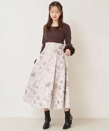 노엘라 플라워 자카드 스커트 S 사이즈