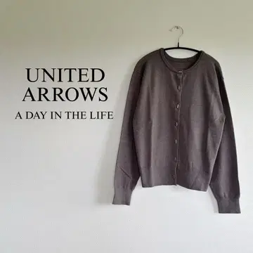 UNITED ARROWS 크루넥 니트 가디건 변형 버튼 그레이