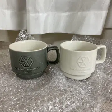 EXO 5주년 기념 스태킹 머그 2개 세트