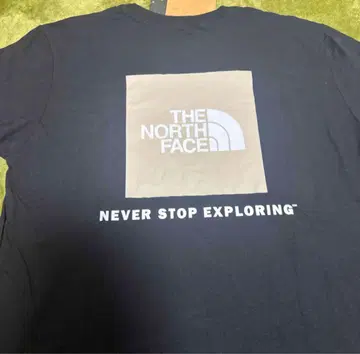 THE NORTH FACE 블랙 T셔츠